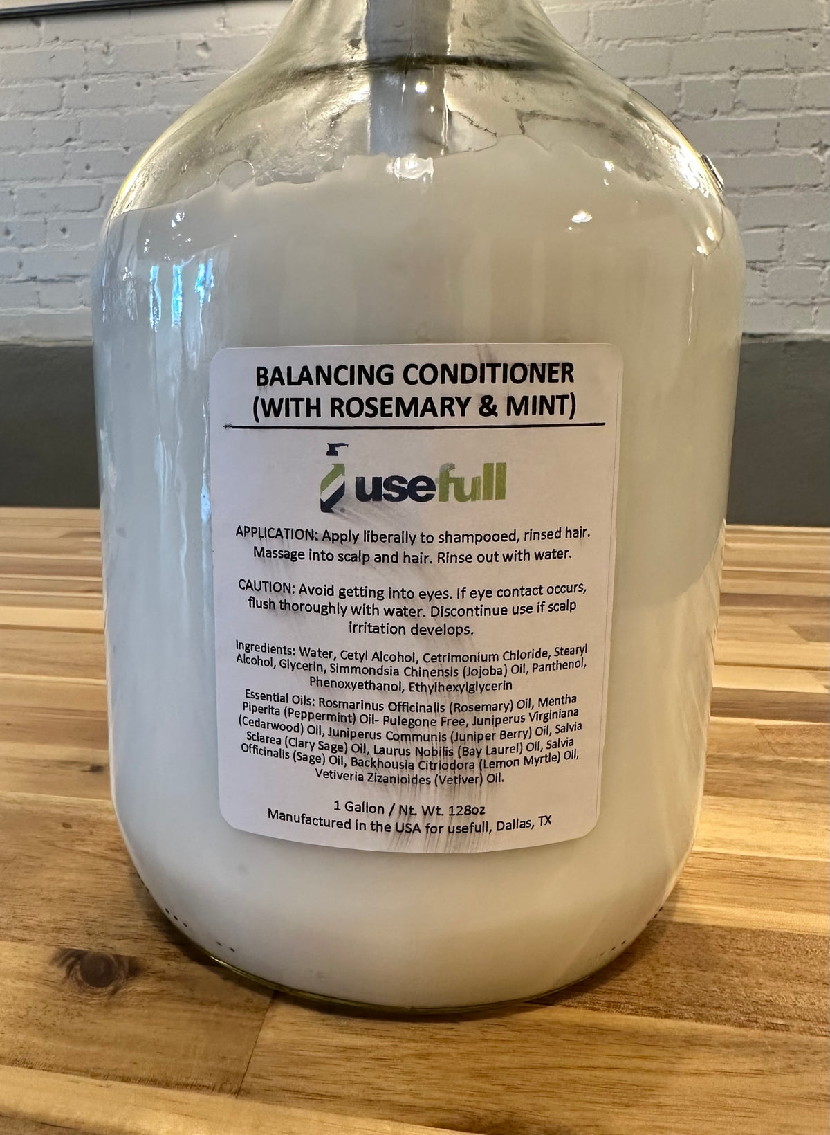 Balancing Conditioner (with Rosemary & Mint)
